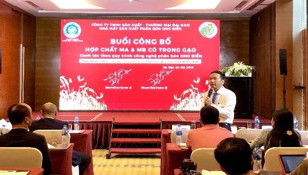 Ông Trần Ngọc Nam phát biểu trong lễ công bố hợp chất MA & MB có trong gạo “Thần nông Ong Biển”.