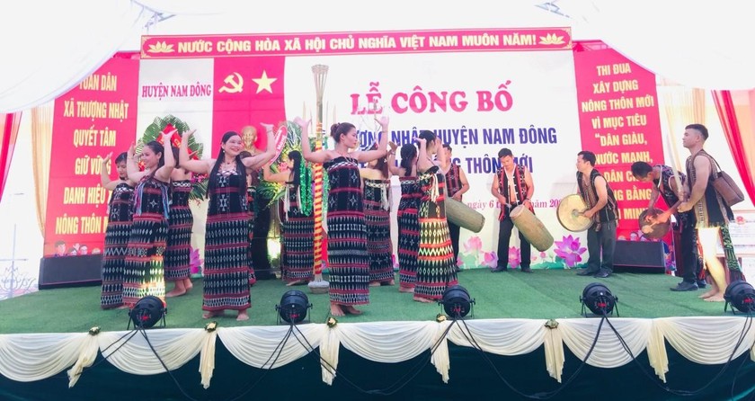 Sau một thời gian phấn đấu, xã nghèo vùng cao này đã được công nhận đạt chuẩn nông thôn mới vào ngày 6/5/2021. 