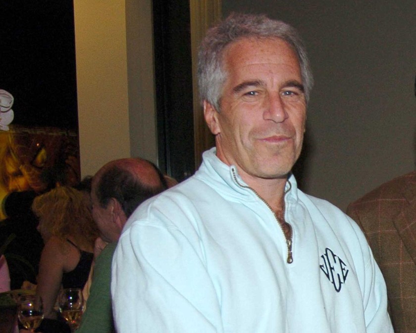 Tỷ phú Jeffrey Epstein. 