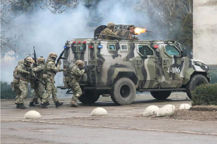 Mỹ, EU, NATO và đồng minh cho rằng Nga đã bất chấp luật pháp quốc tế khi phát động chiến sự ở Ukraine. 