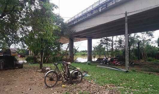 Khu vực cầu chợ Dinh, nơi nam thanh niên nhảy tự tử