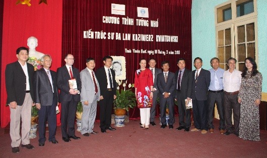 Các đại biểu tham dự Lễ tưởng niệm