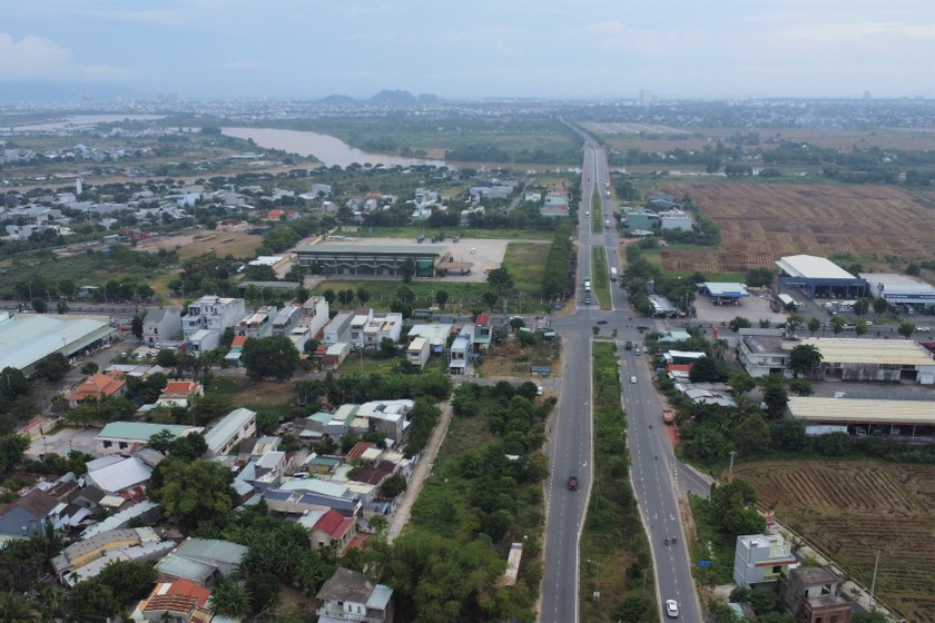 Hòa Phước là một xã nằm ở cửa ngõ phía nam của thành phố Đà Nẵng. 