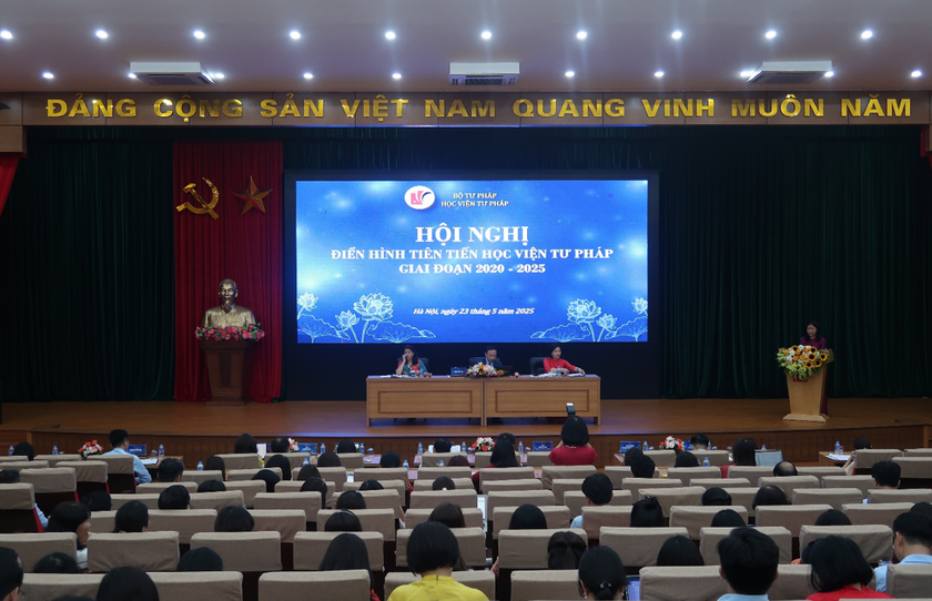 Hội nghị điển hình tiên tiến tổng kết phong trào thi đua yêu nước, công tác khen thưởng giai đoạn 2020 – 2025.