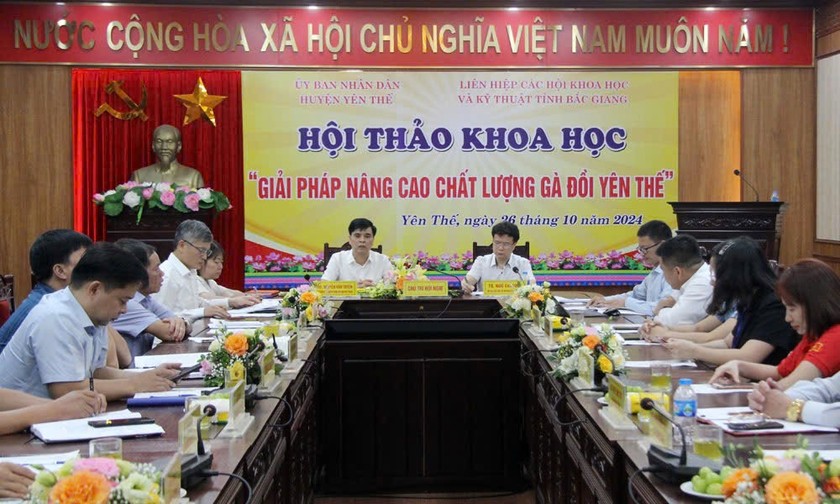 Toàn cảnh hội thảo khoa học “Giải pháp nâng cao chất lượng gà đồi Yên Thế”.