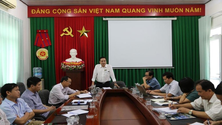 Ngành y tế Đắk Lắk họp triển khai các giải pháp phòng chống dịch bạch hầu và Covid-19.