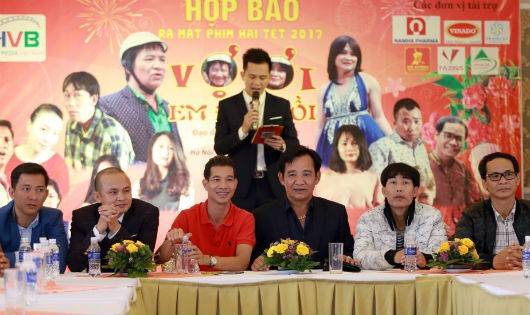 Nghệ sĩ Quang Tèo mới lạ trong 'Vợ ơi, em đây rồi'