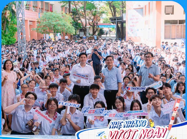 Sôi nổi chương trình tư vấn Tiếp sức mùa thi 2025. (Ảnh: Đ.Hải)