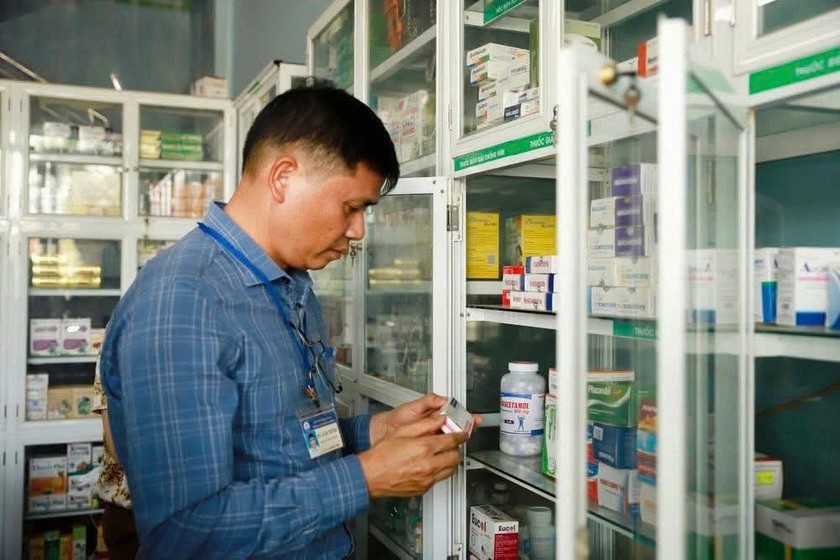Lào Cai xử phạt nhiều cơ sở kinh doanh thuốc và thực phẩm chức năng