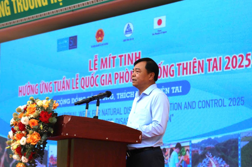 Thứ trưởng Bộ N&ocirc;ng nghiệp v&agrave; M&ocirc;i trường Nguyễn Ho&agrave;ng Hiệp ph&aacute;t biểu tại buổi lễ.