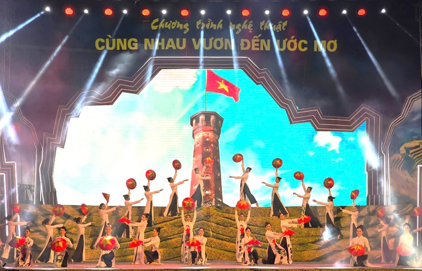 Lào Cai - Yên Bái cùng nhau vươn tới ước mơ