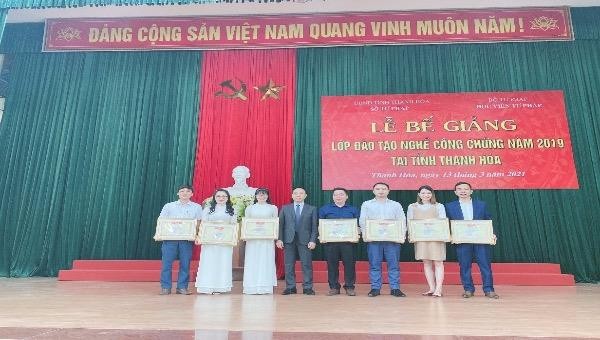 Thanh Hoá: 85 học viên hoàn thành lớp đào tạo nghề công chứng