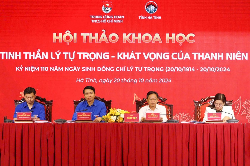 Hội thảo khoa học “Tinh thần Lý Tự Trọng – Khát vọng của thanh niên” được kết nối trực tuyến đến 8.914 điểm cầu trong và ngoài nước. Ảnh: PV