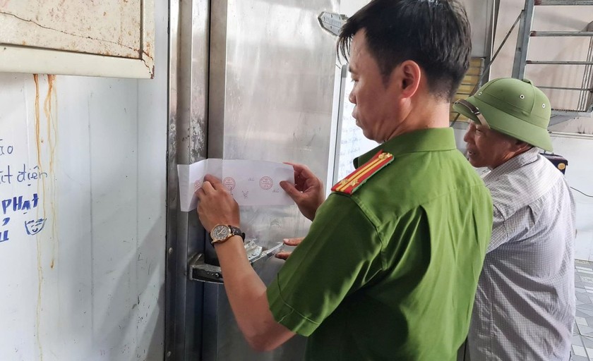 Lực lượng chức năng đã tạm thời niêm phong toàn bộ số hải sản.