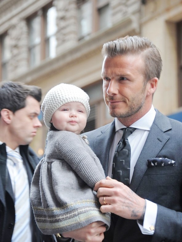 Harper Beckham - Nhoc ty mac dep tu thuo lot long hinh anh 5