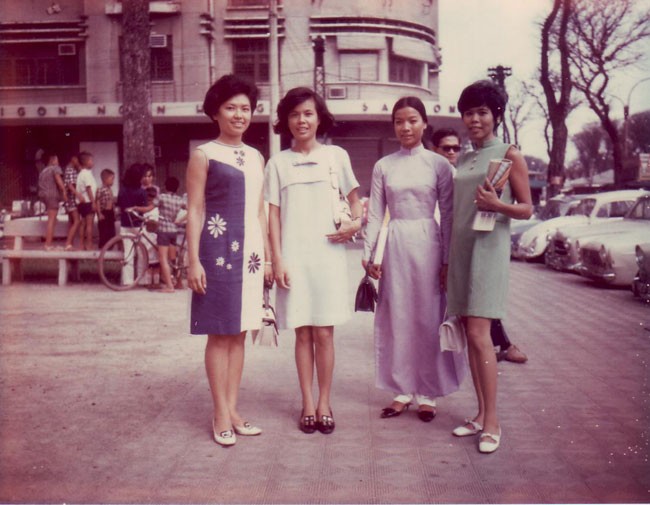 Kết quả hình ảnh cho Váy suông ngắn thoi trang thap ky trươc ViỆT nAM