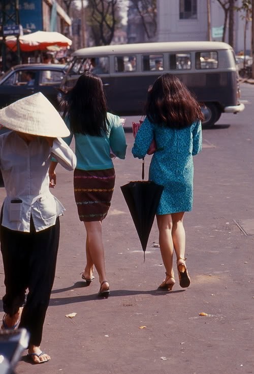 Kết quả hình ảnh cho Váy suông ngắn thoi trang thap ky trươc ViỆT nAM