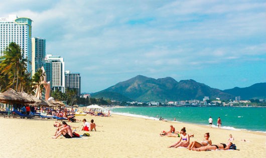 Biển xanh cát trắng ở Nha Trang