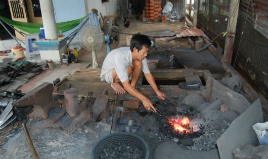 Ông Thống cho hay sản phẩm bán ra ế ẩm hơn xưa nhiều lần