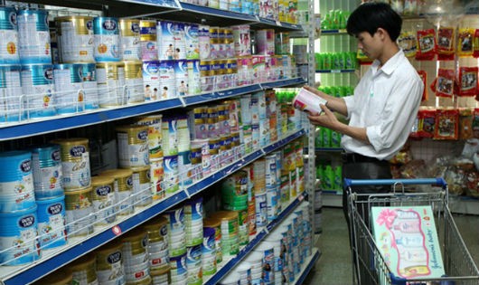 Quy định áp trần giá sữa hết hiệu lực từ ngày 1-4-2017