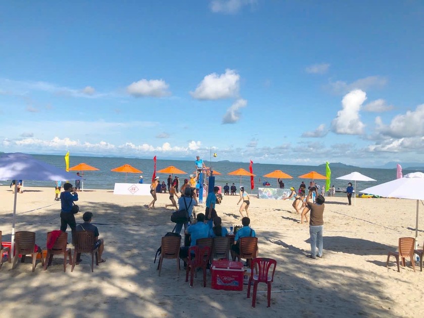 Giải bóng chuyền bãi biển Quốc gia 2024 được tổ chức tại khu du lịch Mũi Nai, TP Hà Tiên