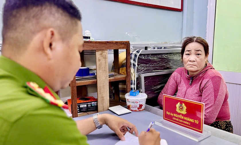 Chủ tiệm vàng bắt trộm