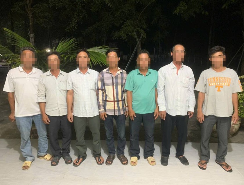Các đối tượng Hòa, Bel, Trậm, Thuận, Bước, Tài, Giang (từ trái qua)