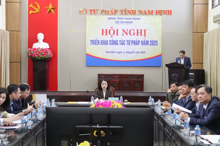 Quang cảnh hội nghị